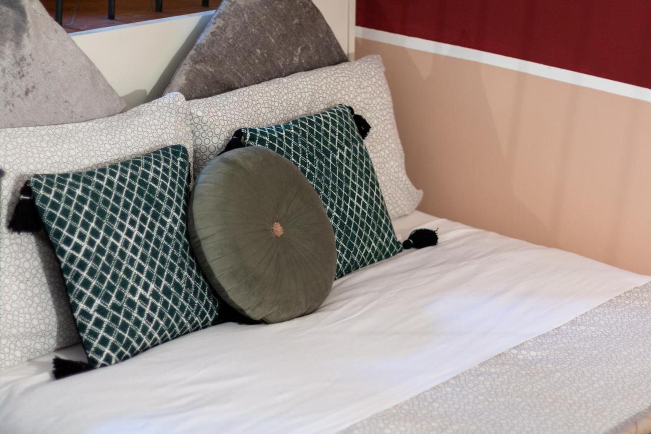 Wine Apartments Florence Vernaccia ภายนอก รูปภาพ